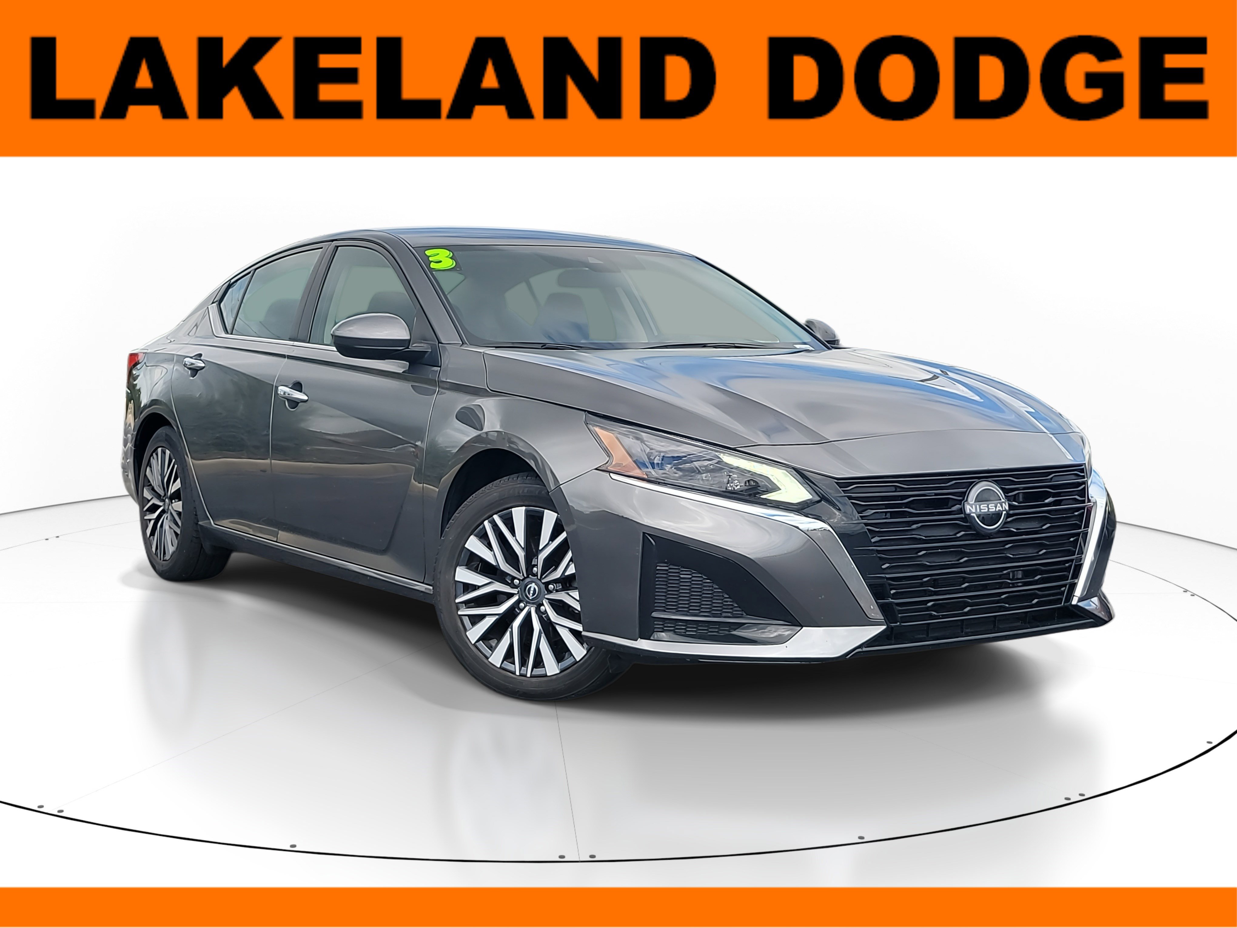 Used 2023 Nissan Altima 2.5 SV