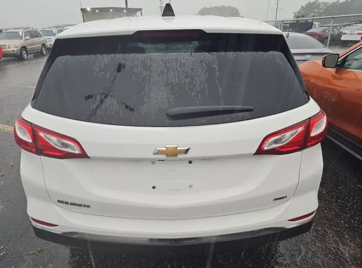 Used 2018 Chevrolet Equinox LS AWD/4WD image 9