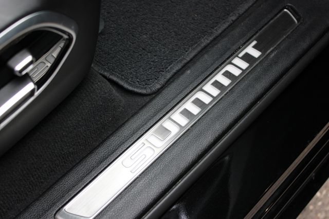 Used 2025 Jeep Grand Cherokee Summit w/ Obsidian Package AWD/4WD image 49
