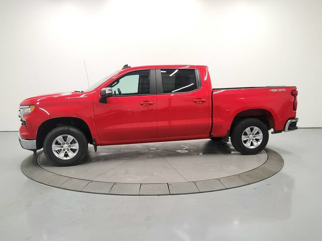 Used 2025 Chevrolet Silverado 1500 LT AWD/4WD image 4