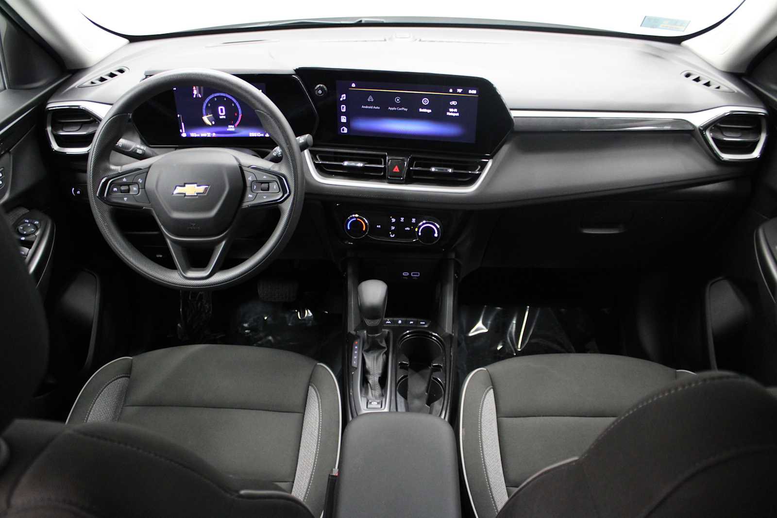 Used 2024 Chevrolet TrailBlazer LT image 16