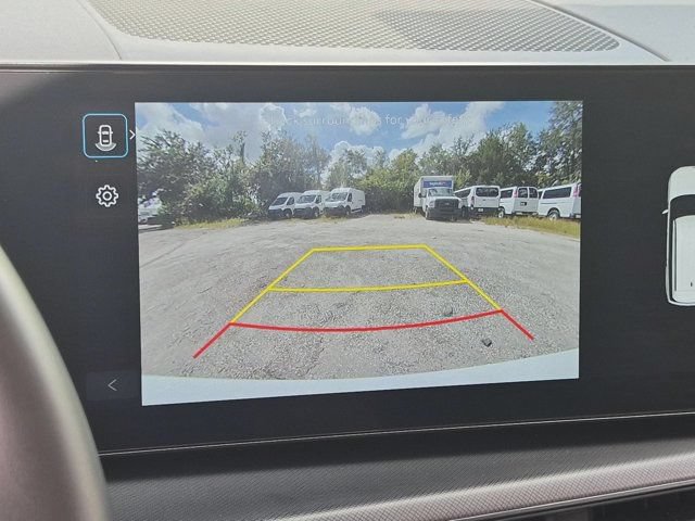 Used 2025 Hyundai Santa Fe SEL FWD image 16