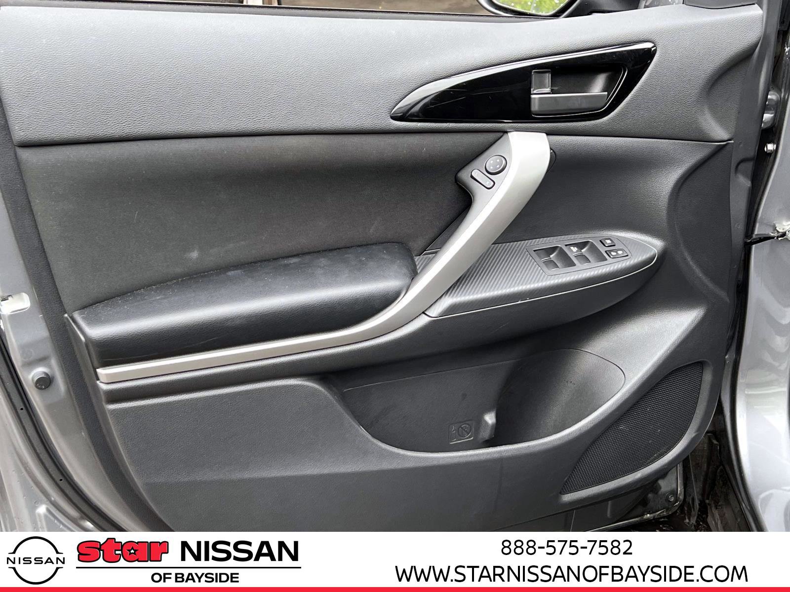 Used 2024 Mitsubishi Eclipse Cross LE AWD/4WD image 15