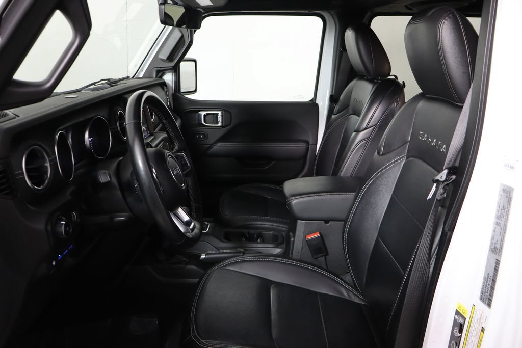 Used 2023 Jeep Wrangler Unlimited Sahara w/ Cold Weather Group AWD/4WD image 14