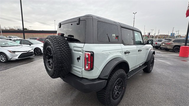 Used 2023 Ford Bronco Wildtrak image 5