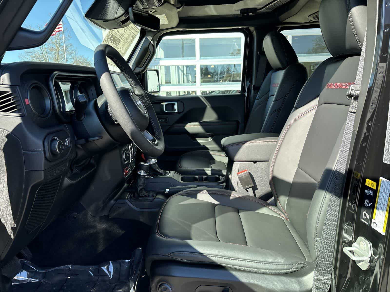 New 2026 Jeep Wrangler Unlimited Rubicon AWD/4WD image 8