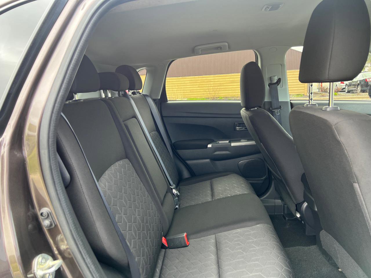 Used 2021 Mitsubishi Outlander Sport SE AWD/4WD image 38