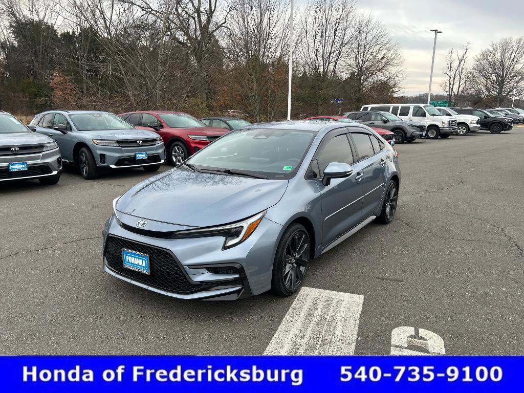 Used 2024 Toyota Corolla SE video 2