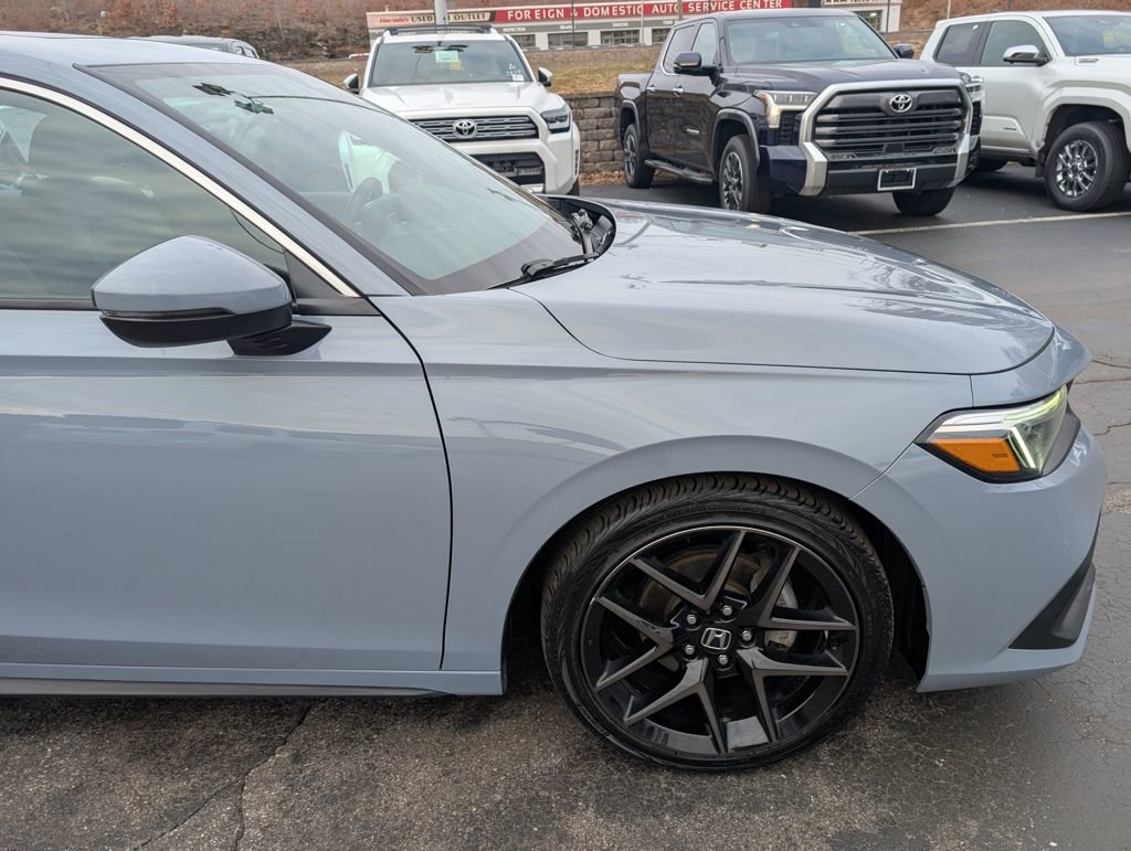 Used 2024 Honda Civic Sport Touring image 10