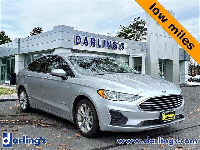 Used 2019 Ford Fusion SE image 3