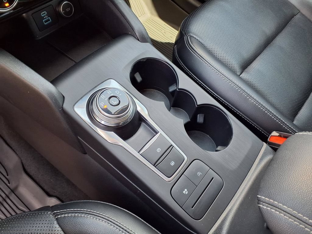 Used 2021 Ford Escape SEL FWD image 24