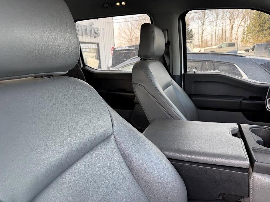 Used 2023 Ford F250 XL image 4