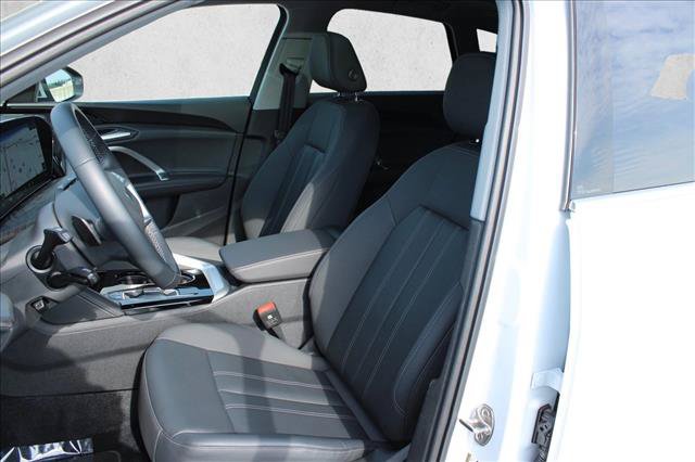 Certified 2025 Audi Q5 Premium w/ Convenience Package AWD/4WD image 18