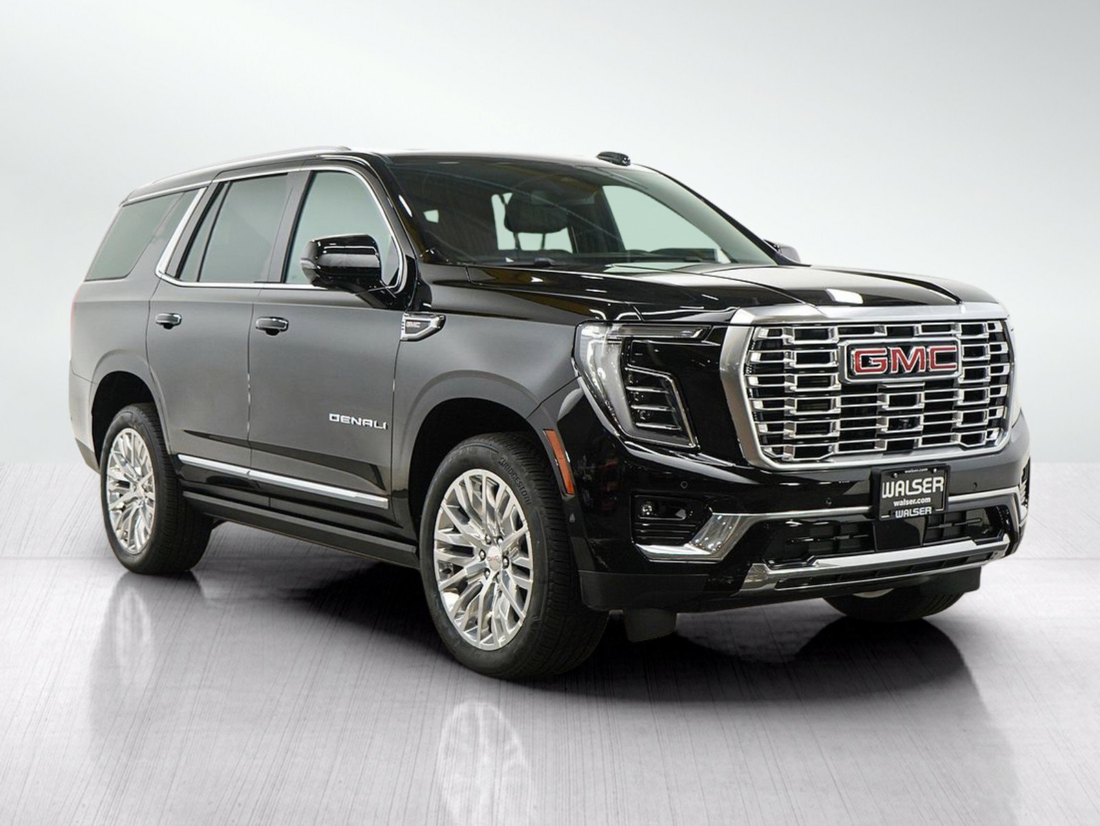 Used 2026 GMC Yukon Denali w/ Sun & Power Step Package AWD/4WD image 7