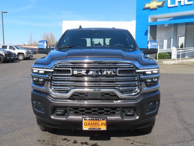 Used 2025 RAM 3500 Laramie AWD/4WD image 2