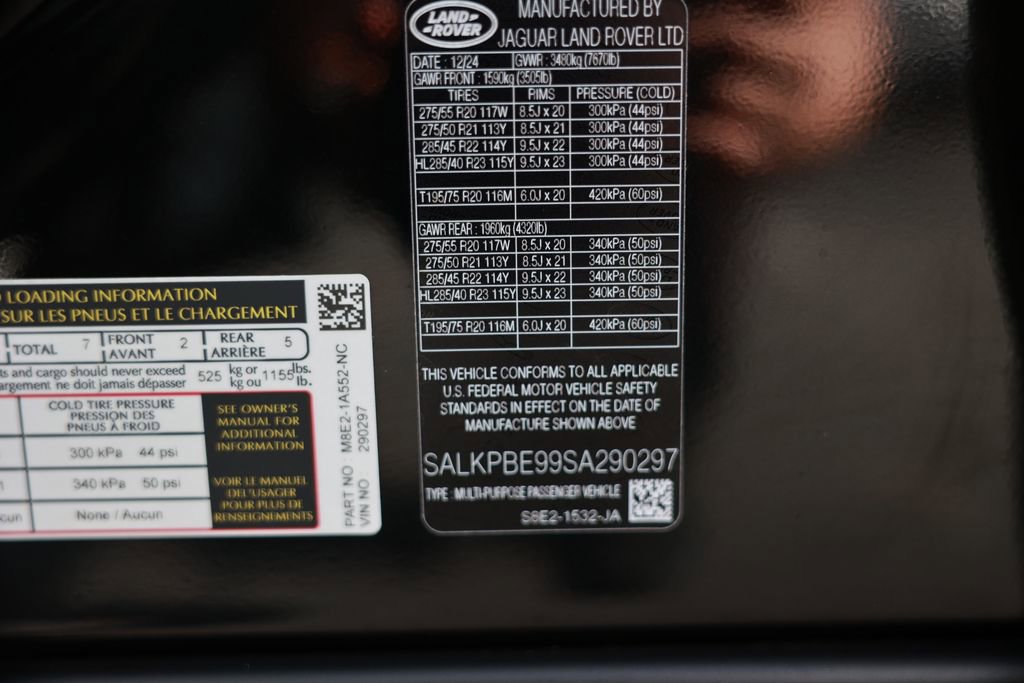 Used 2025 Land Rover Range Rover Long Wheelbase SE image 38