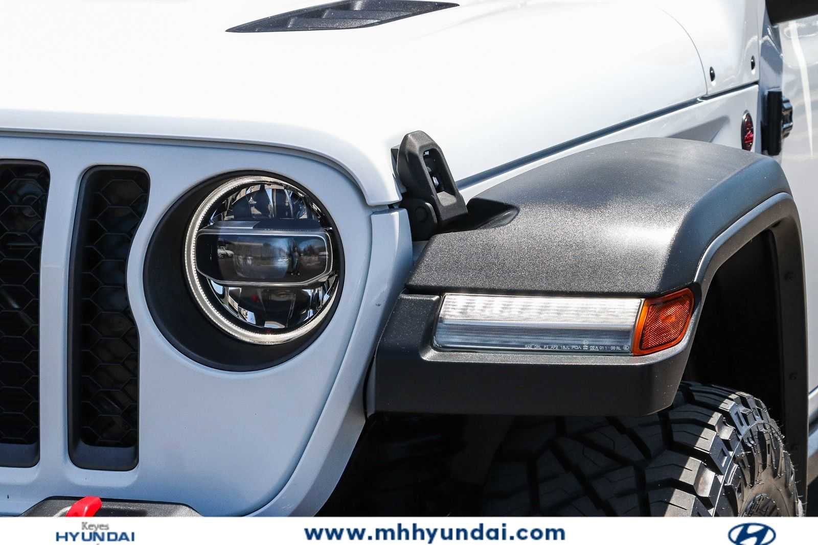 Used 2020 Jeep Gladiator Rubicon AWD/4WD image 7