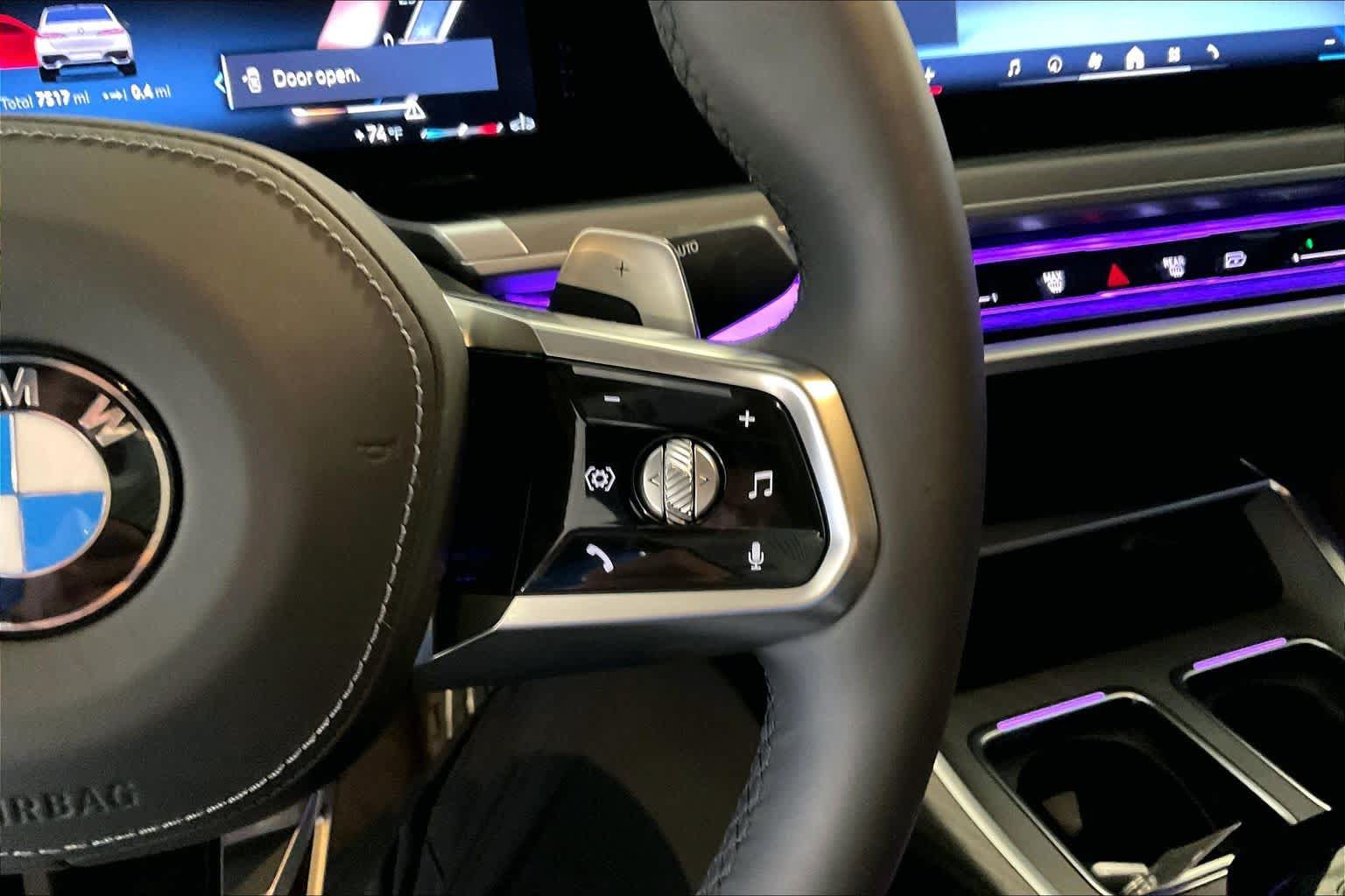 Certified 2025 BMW 740i RWD image 22
