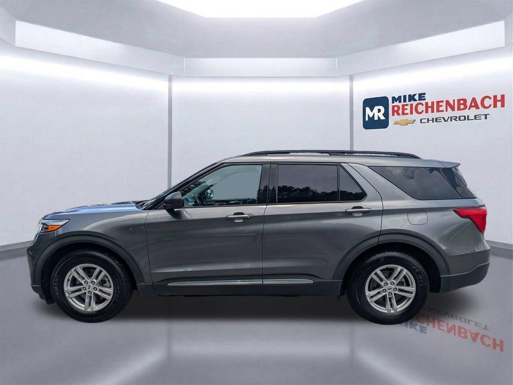Used 2021 Ford Explorer XLT w/ Equipment Group 202A RWD image 7