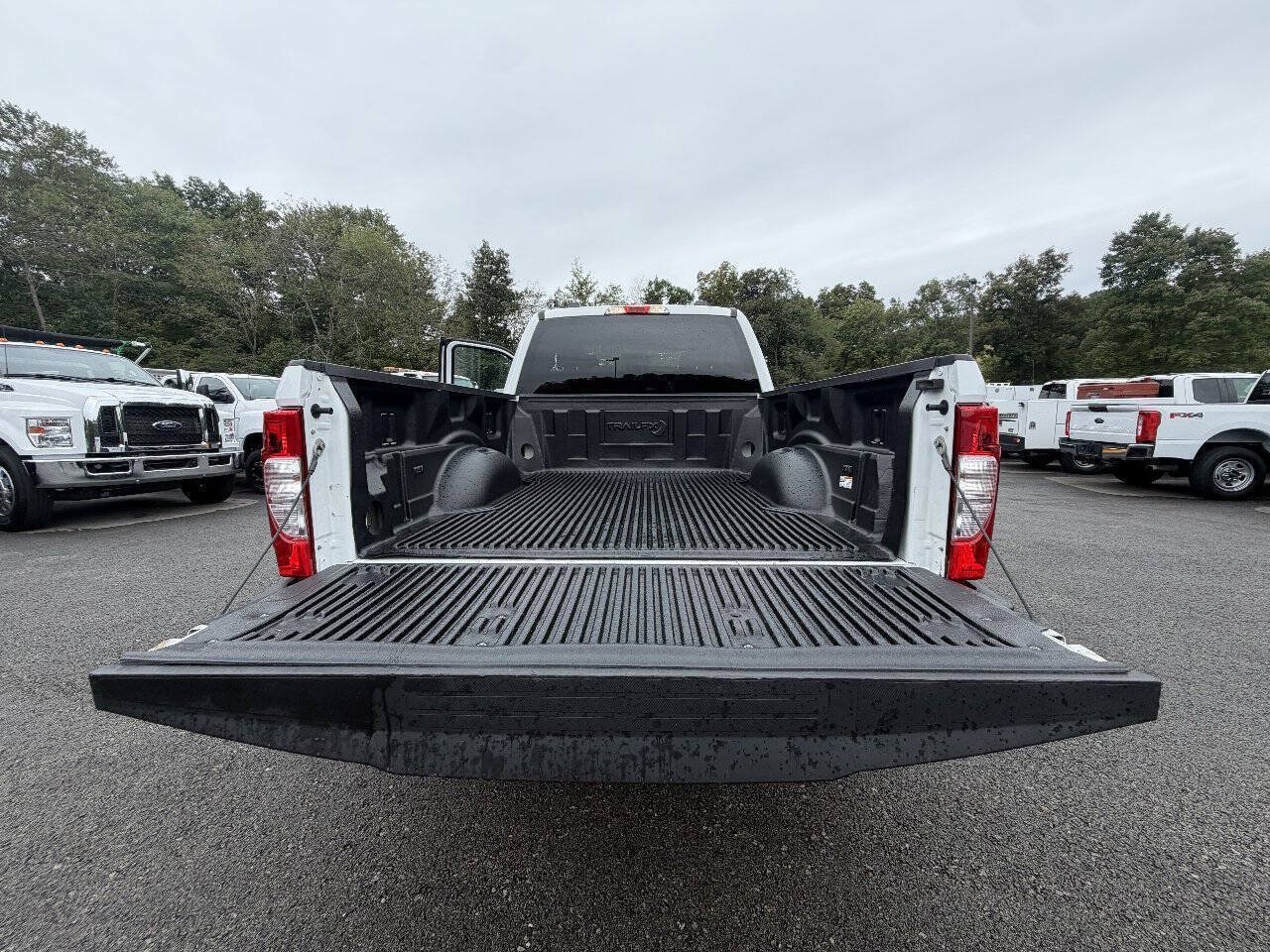 Used 2022 Ford F250 XL w/ Power Equipment Group AWD/4WD image 11