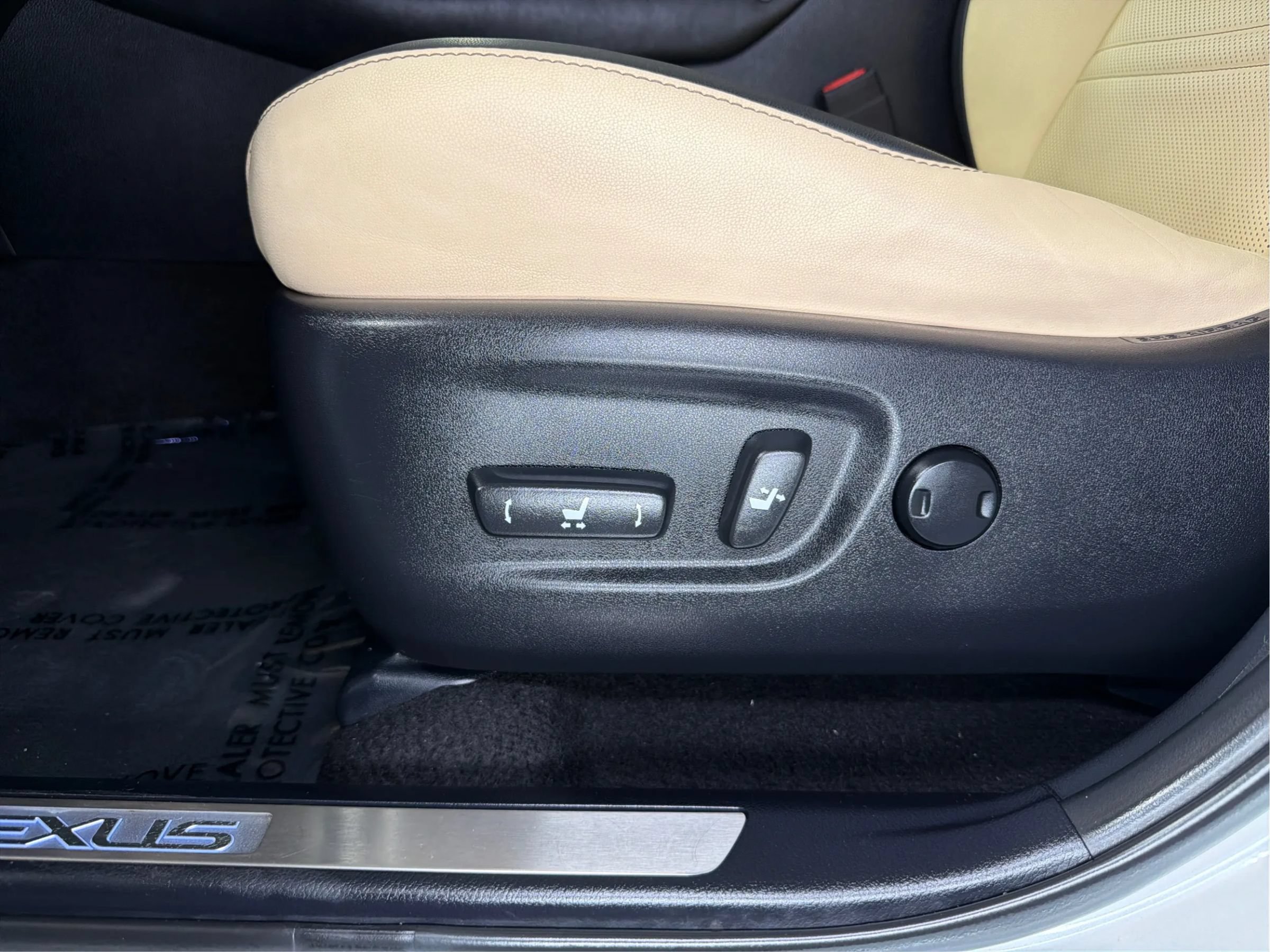 Used 2017 Lexus NX 200t FWD image 17