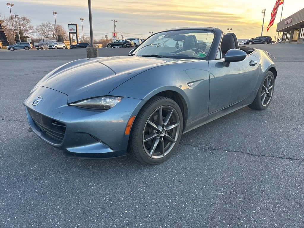 Used 2016 MAZDA MX-5 Miata Grand Touring image 1
