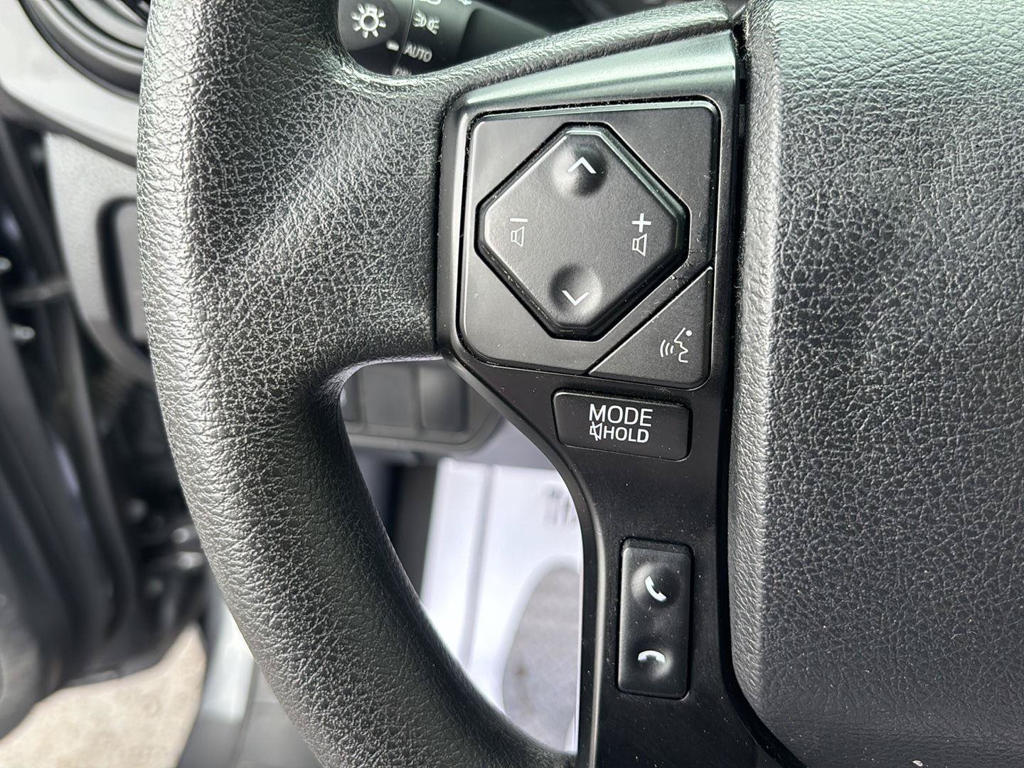 Used 2023 Toyota Tacoma SR AWD/4WD image 12