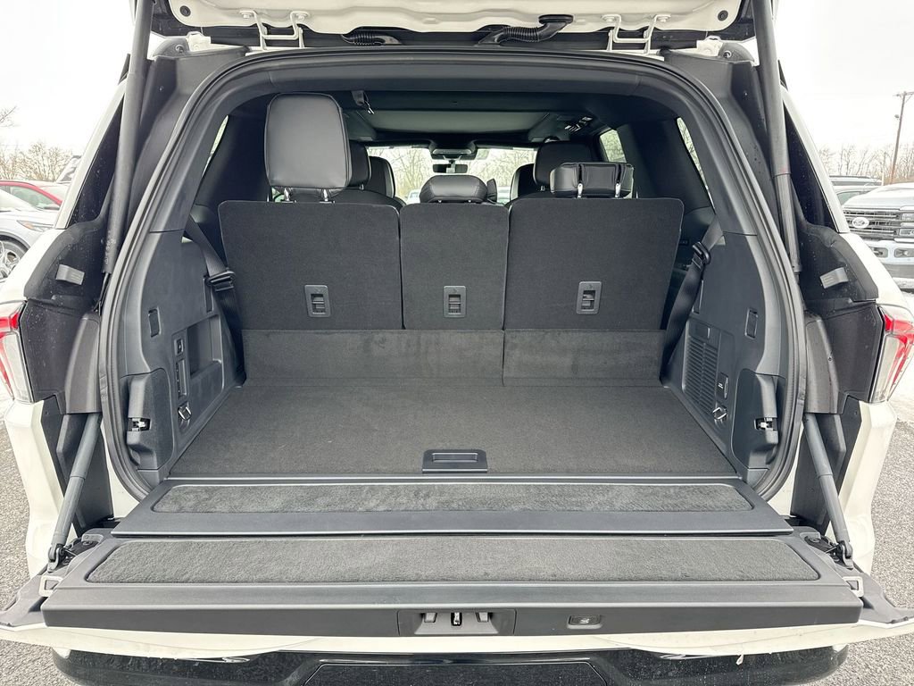 New 2026 Lincoln Navigator Reserve w/ Jet Appearance Package image 25