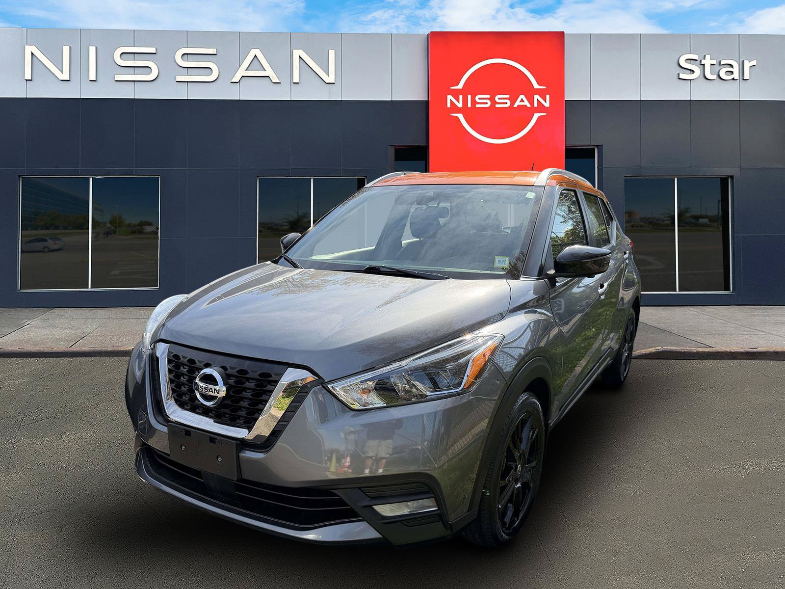 Used 2020 Nissan Kicks SR FWD image 3
