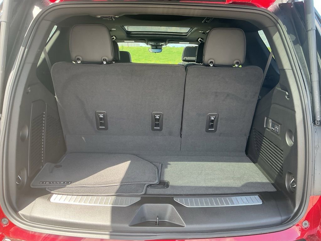 Used 2024 Chevrolet Tahoe High Country image 22