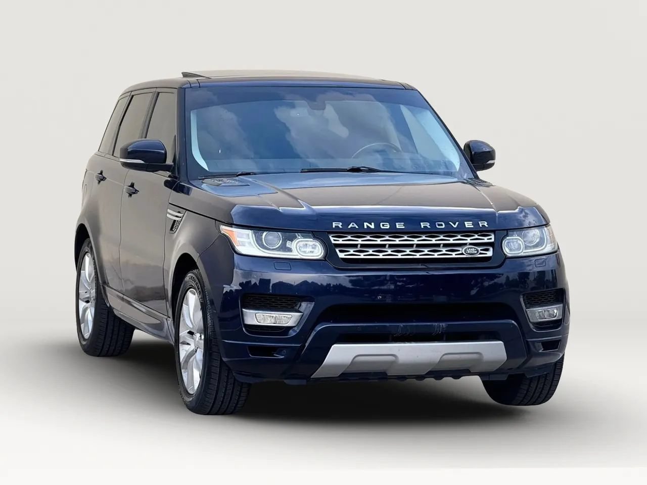 Used 2015 Land Rover Range Rover Sport HSE AWD/4WD image 9