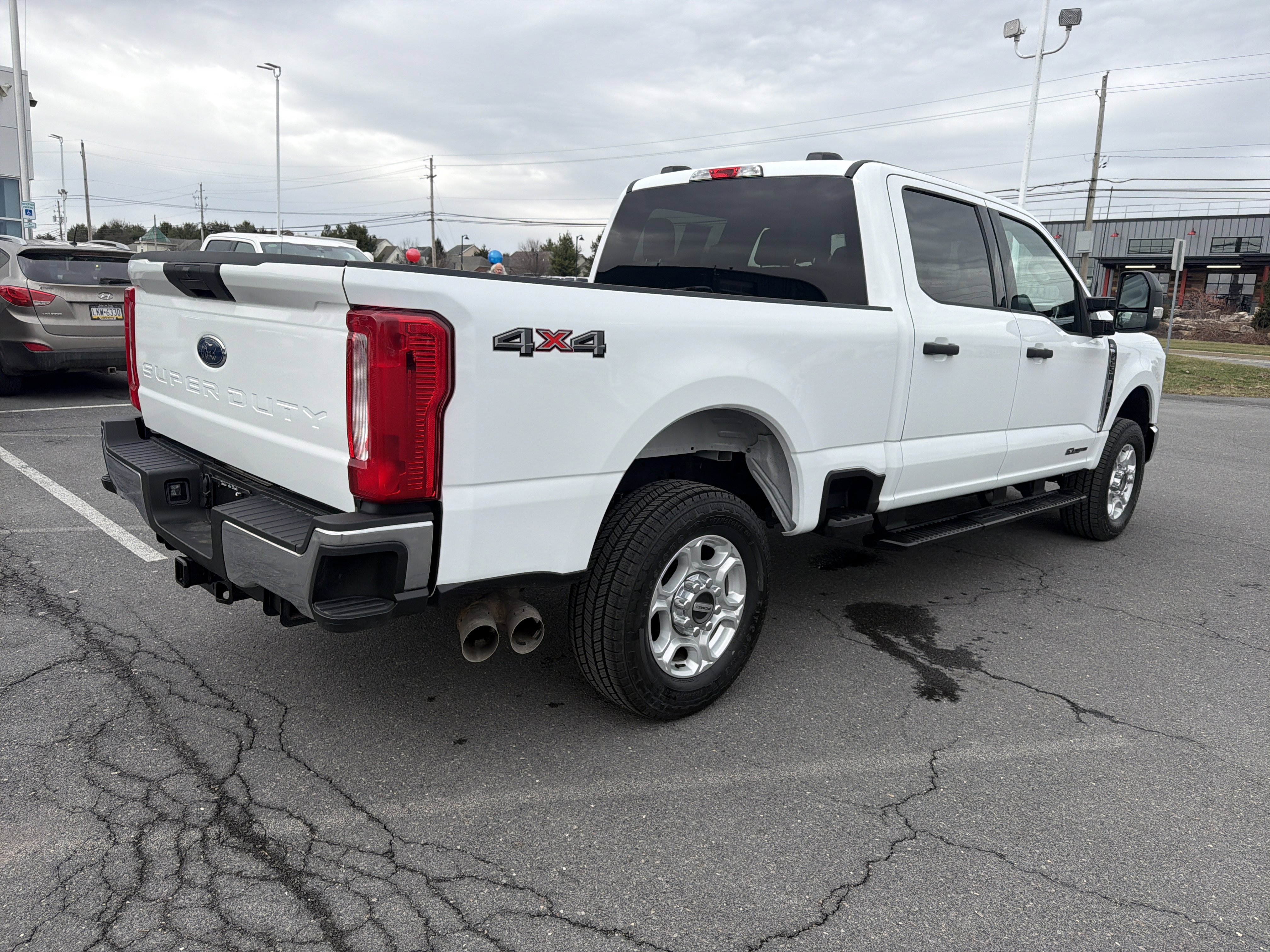 Used 2025 Ford F250 XLT image 3
