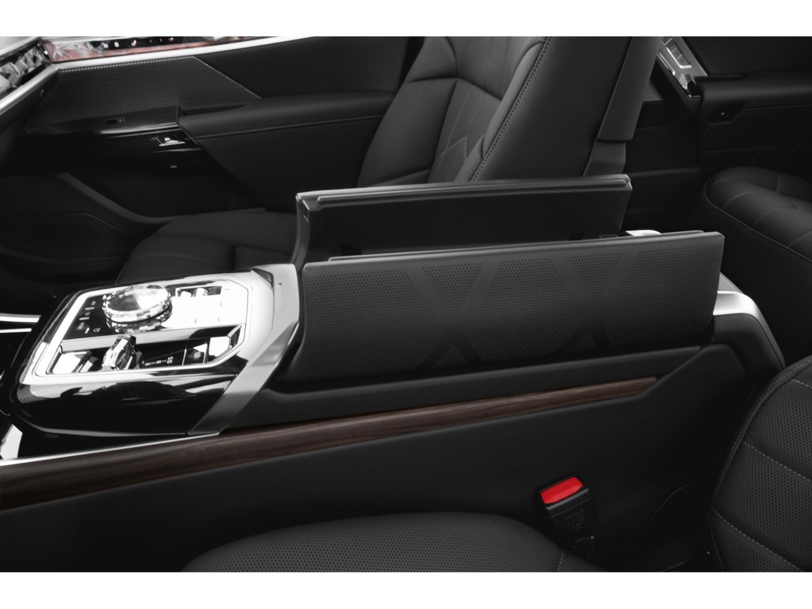 Used 2023 BMW 760i xDrive AWD/4WD image 12