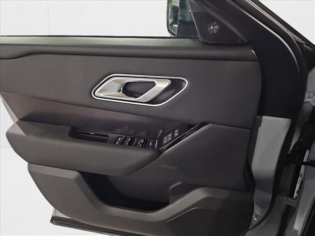 New 2026 Land Rover Range Rover Velar Dynamic SE image 25