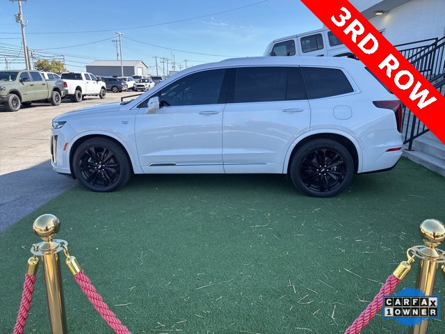 Used 2024 Cadillac XT6 Premium Luxury w/ Technology Package image 11