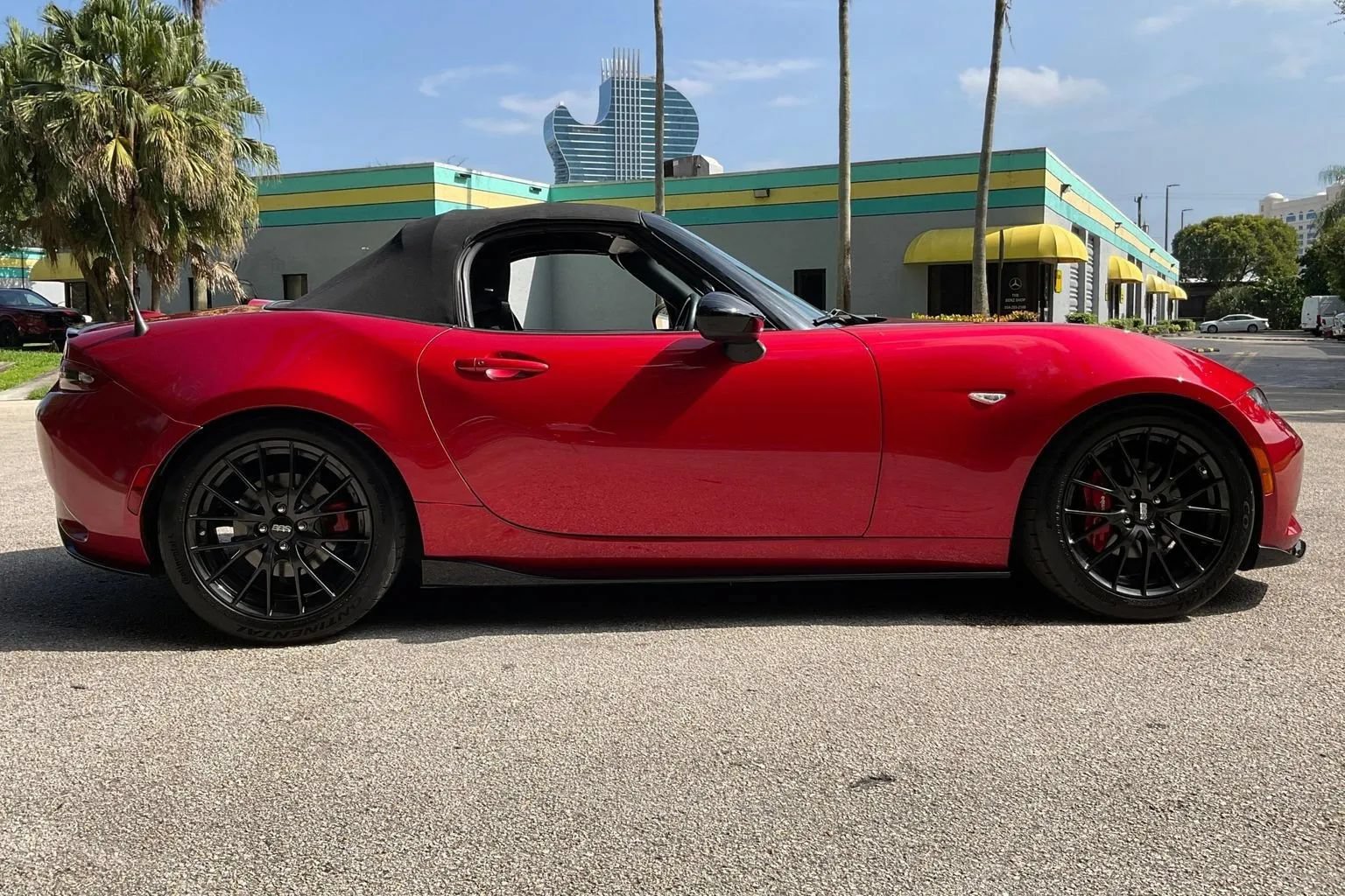 Used 2016 MAZDA MX-5 Miata Club w/ Brembo/BBS Package RWD image 38