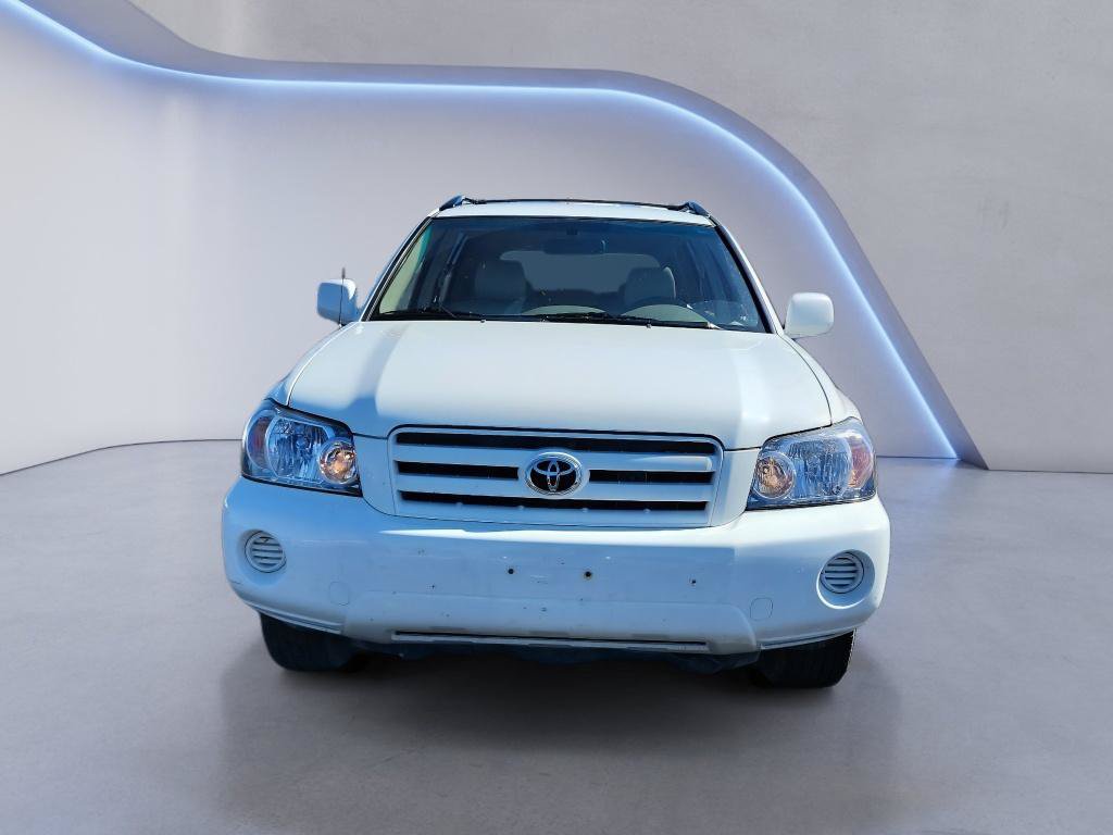 Used 2005 Toyota Highlander 2WD V6 image 2