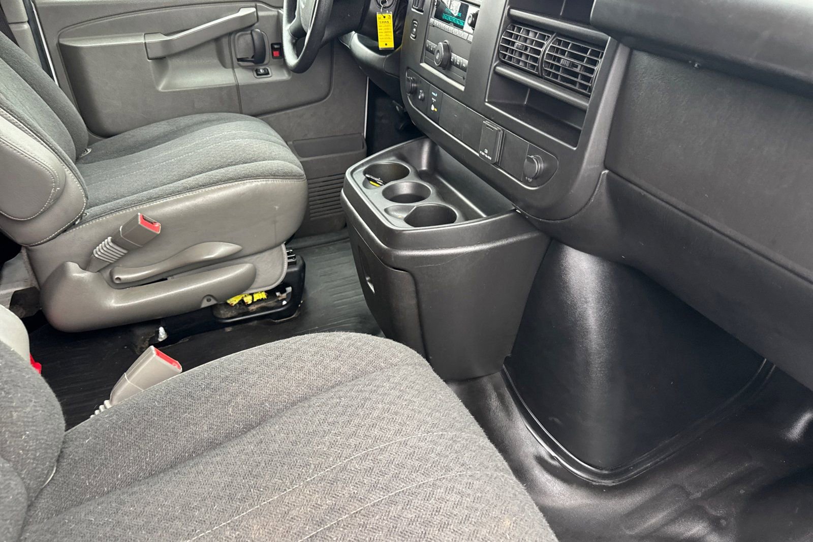 Used 2024 Chevrolet Express 2500 w/ Driver Convenience Package image 15