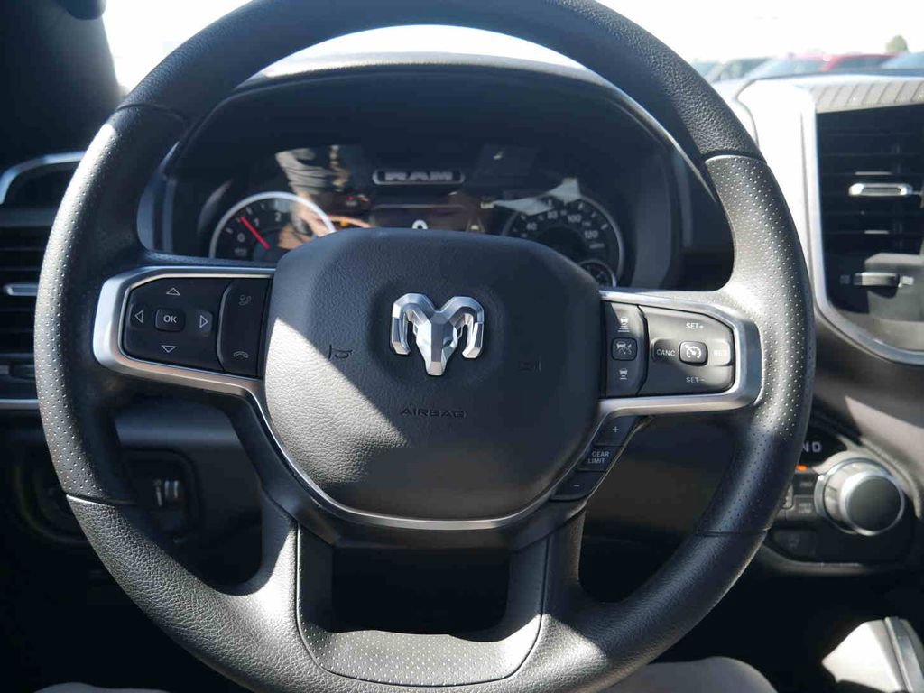 New 2026 RAM 1500 Express AWD/4WD image 34
