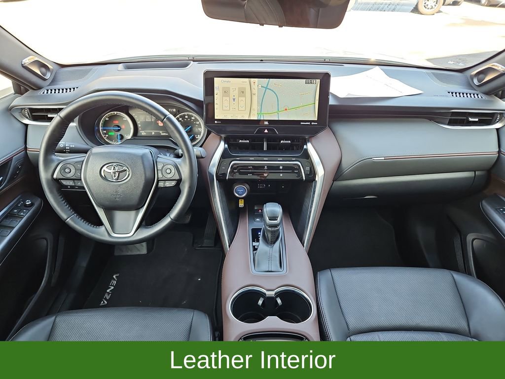 Used 2021 Toyota Venza Limited image 9