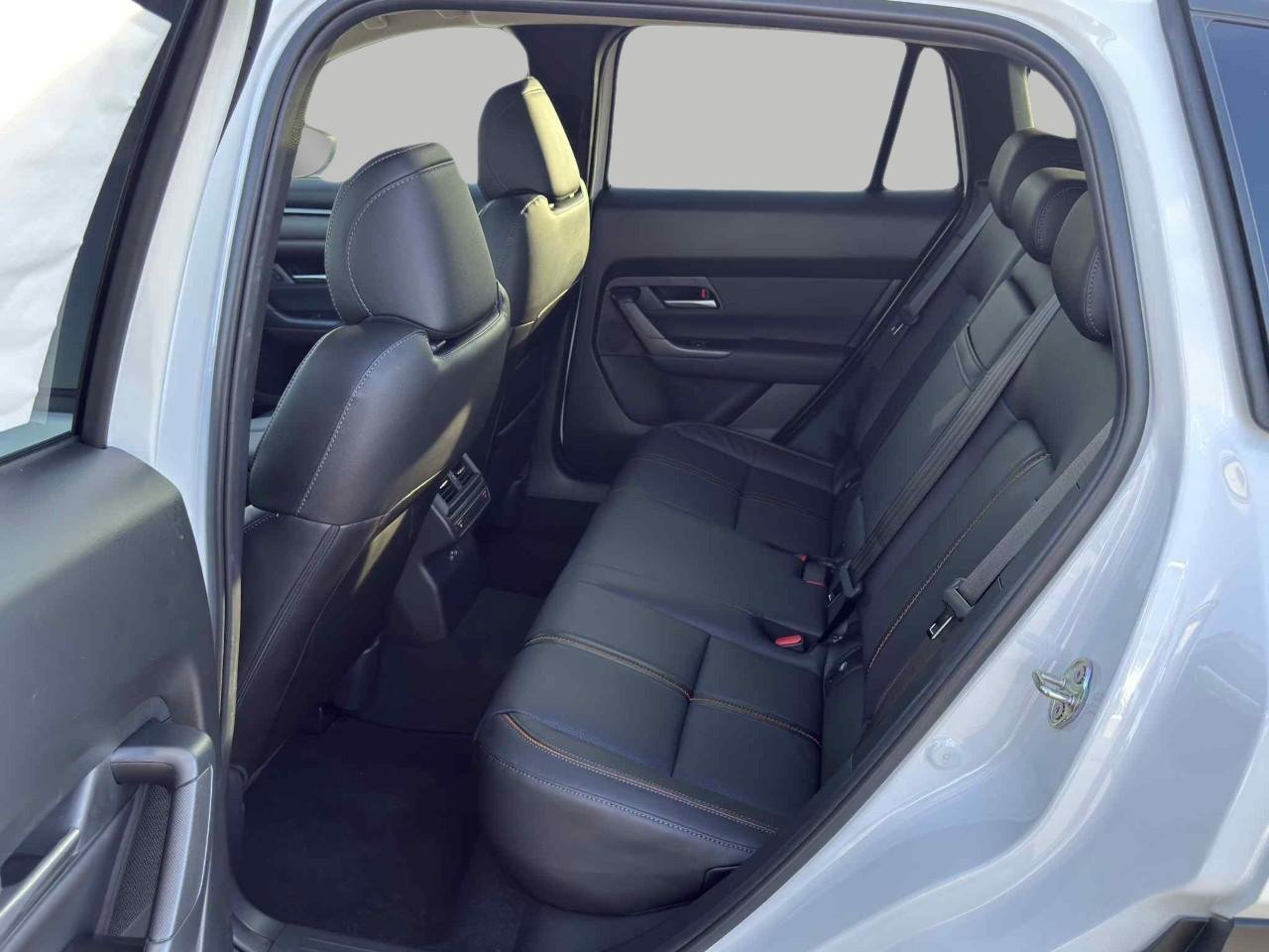 New 2025 MAZDA CX-50 AWD 2.5 Turbo w/ Weather Package image 23