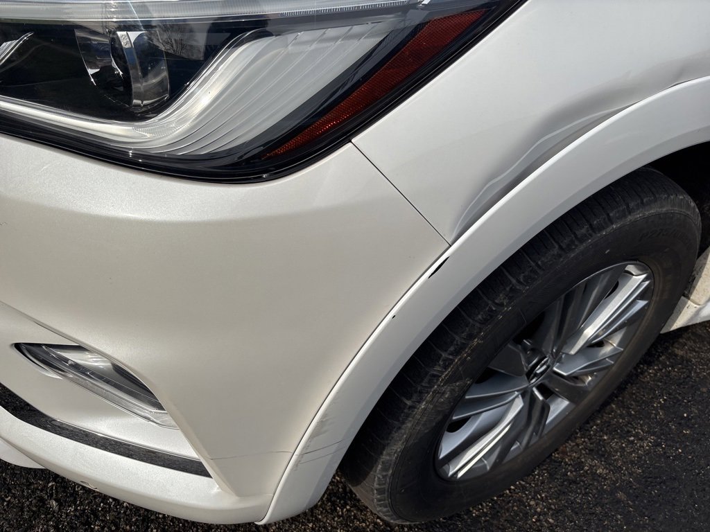 Used 2018 INFINITI QX80 4WD w/ Driver Assistance Package image 7