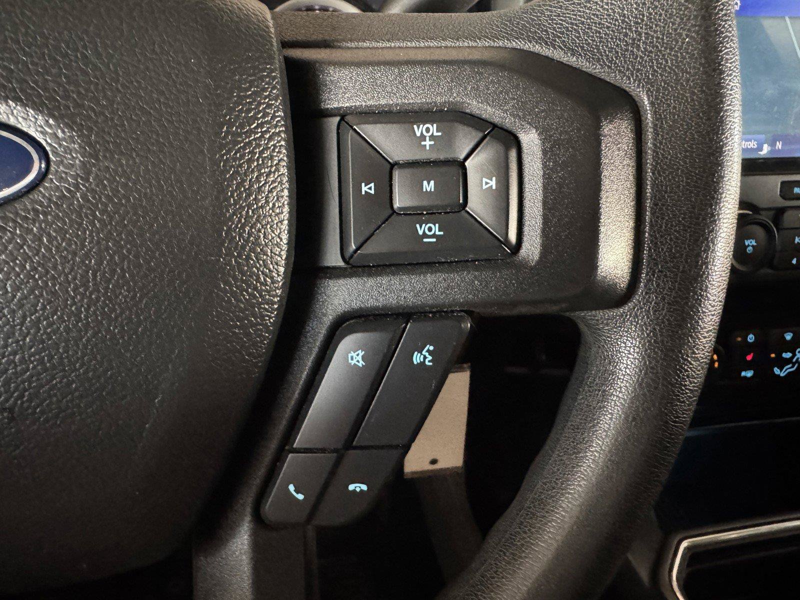 Used 2022 Ford F350 XLT w/ XLT Premium Package AWD/4WD image 17