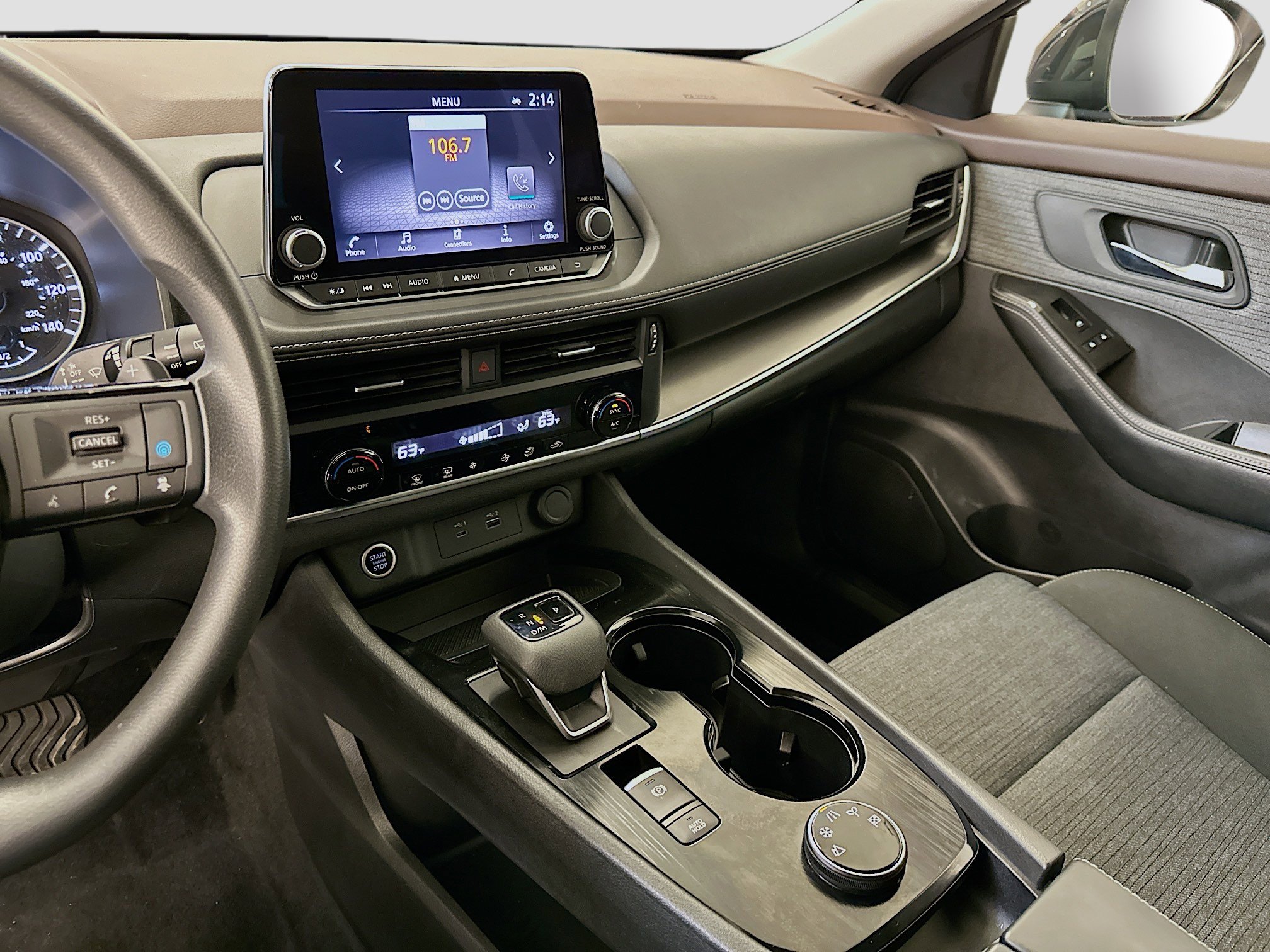 Used 2023 Nissan Rogue SV image 25