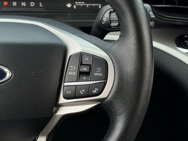 Used 2024 Ford Explorer XLT image 27