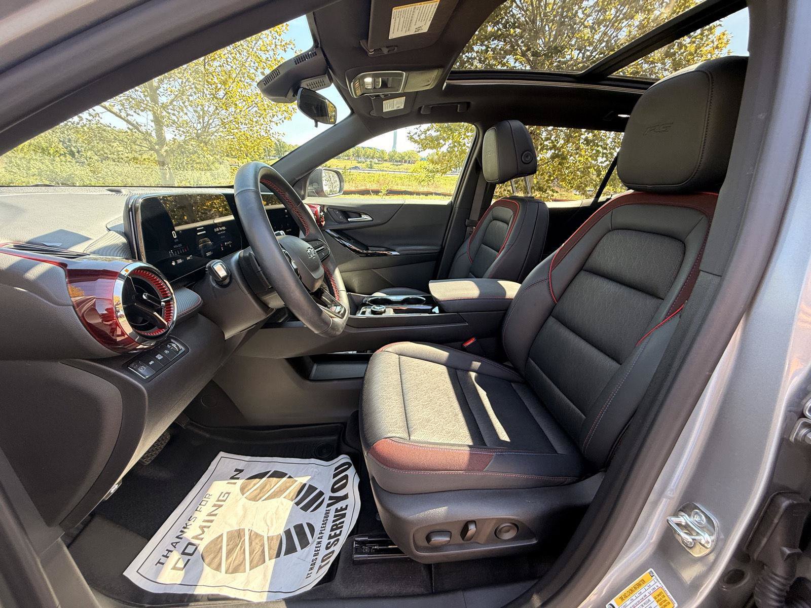 Used 2025 Chevrolet Equinox RS w/ Convenience Package III AWD/4WD image 14