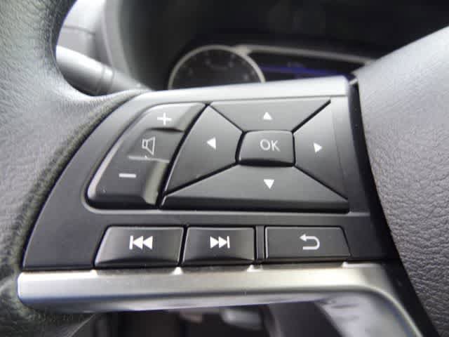 Used 2025 Nissan Sentra SV FWD image 11