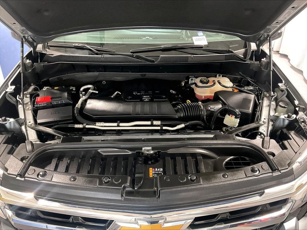 Used 2023 Chevrolet Silverado 1500 LT AWD/4WD image 29