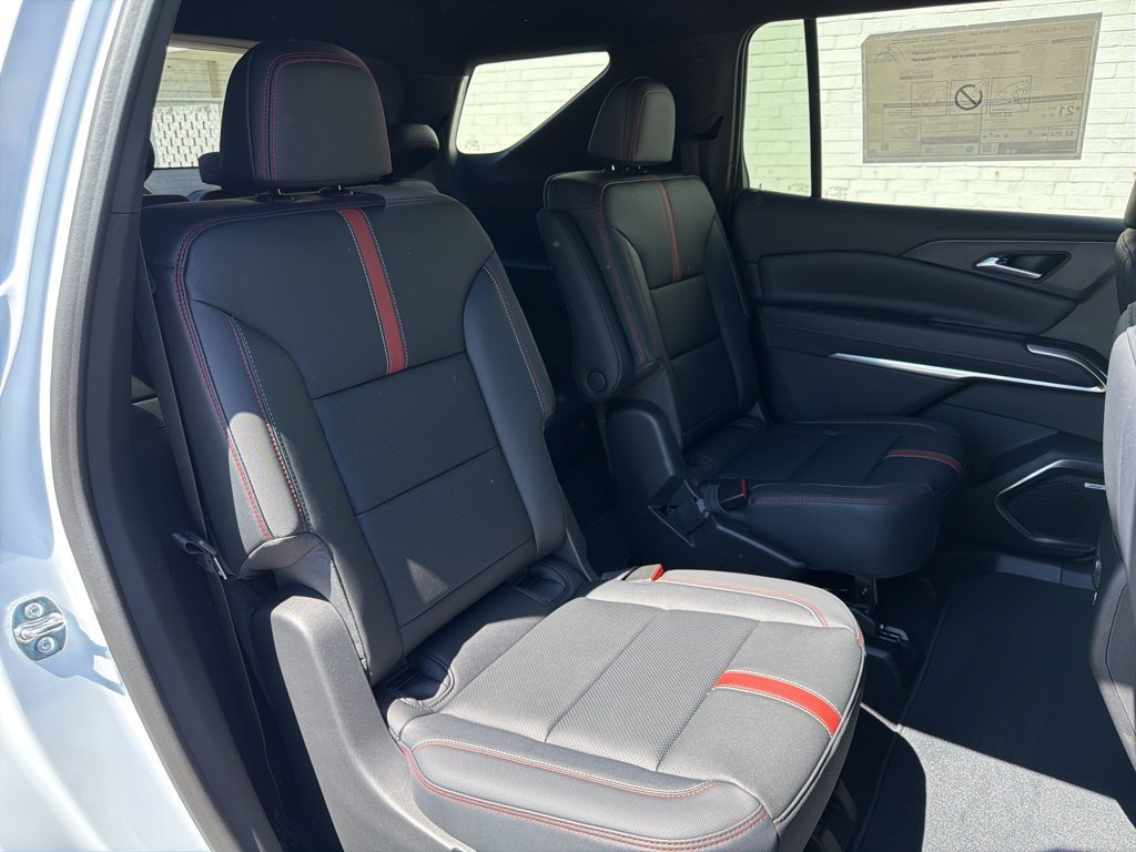 New 2026 Chevrolet Traverse RS AWD/4WD image 11