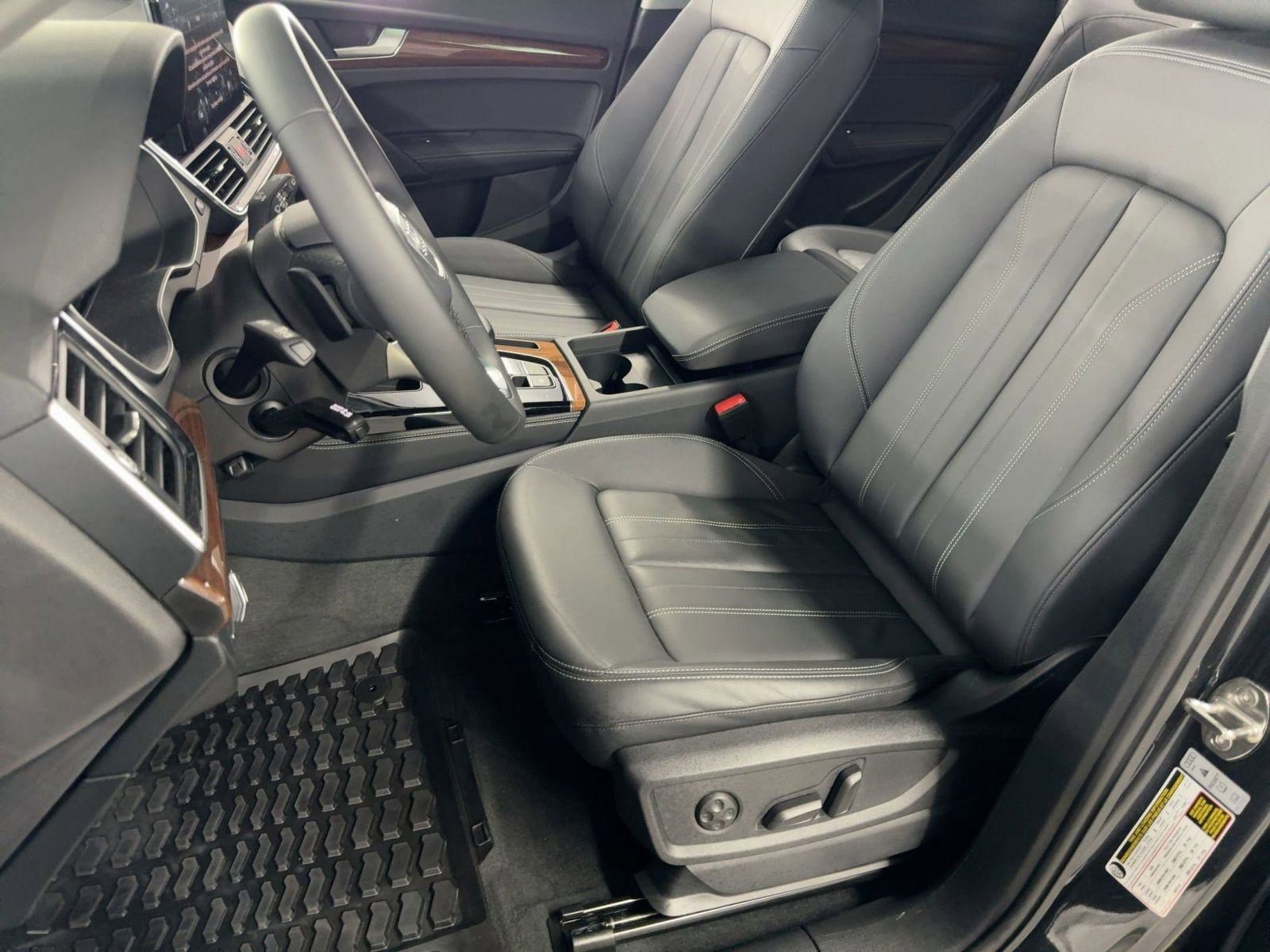 Certified 2024 Audi Q5 2.0T Premium Plus image 5